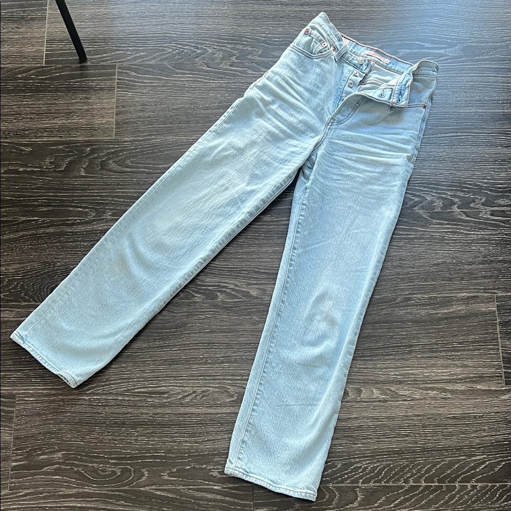Levi’s Ribcage Straight Ankle Jean